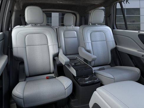 New 2026 Lincoln Aviator Black Label w/ Dynamic Handling Package image 11