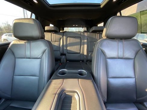 Used 2022 Chevrolet Tahoe RST w/ Sport Performance Package image 30