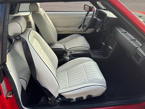 Used 1992 Ford Mustang LX RWD image 4
