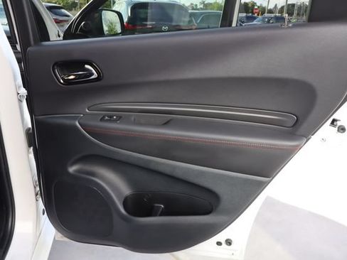 Used 2024 Dodge Durango GT RWD image 29