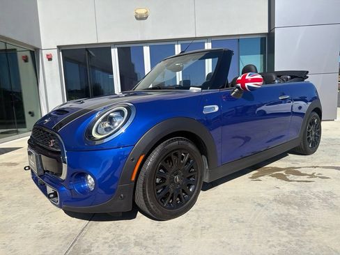 Used 2019 MINI Cooper S w/ Storage Package FWD image 6