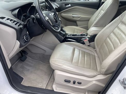 Used 2016 Ford Escape Titanium AWD/4WD image 9