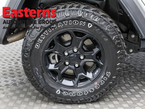 Used 2023 Jeep Wrangler Unlimited w/ Dual Top Group image 28