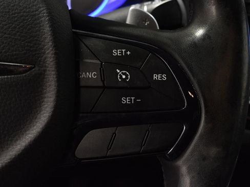 Used 2015 Chrysler 200 S w/ Comfort Group image 18