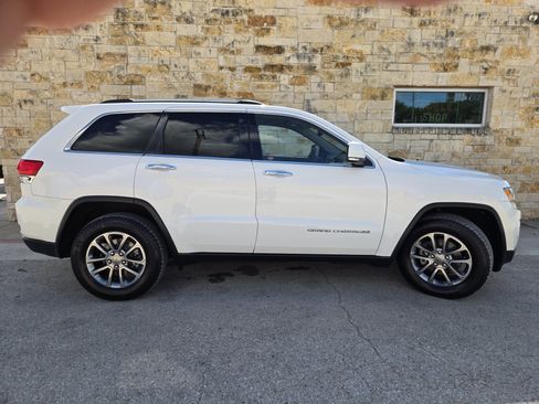 Used 2014 Jeep Grand Cherokee Limited RWD image 18
