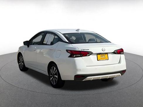 Used 2025 Nissan Versa SV FWD image 10