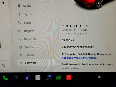 Used 2024 Tesla Model Y Long Range AWD/4WD image 14