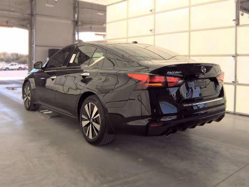 Used 2021 Nissan Altima 2.5 SL FWD image 6