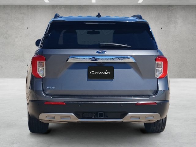 Used 2024 Ford Explorer XLT w/ Equipment Group 202A RWD image 16