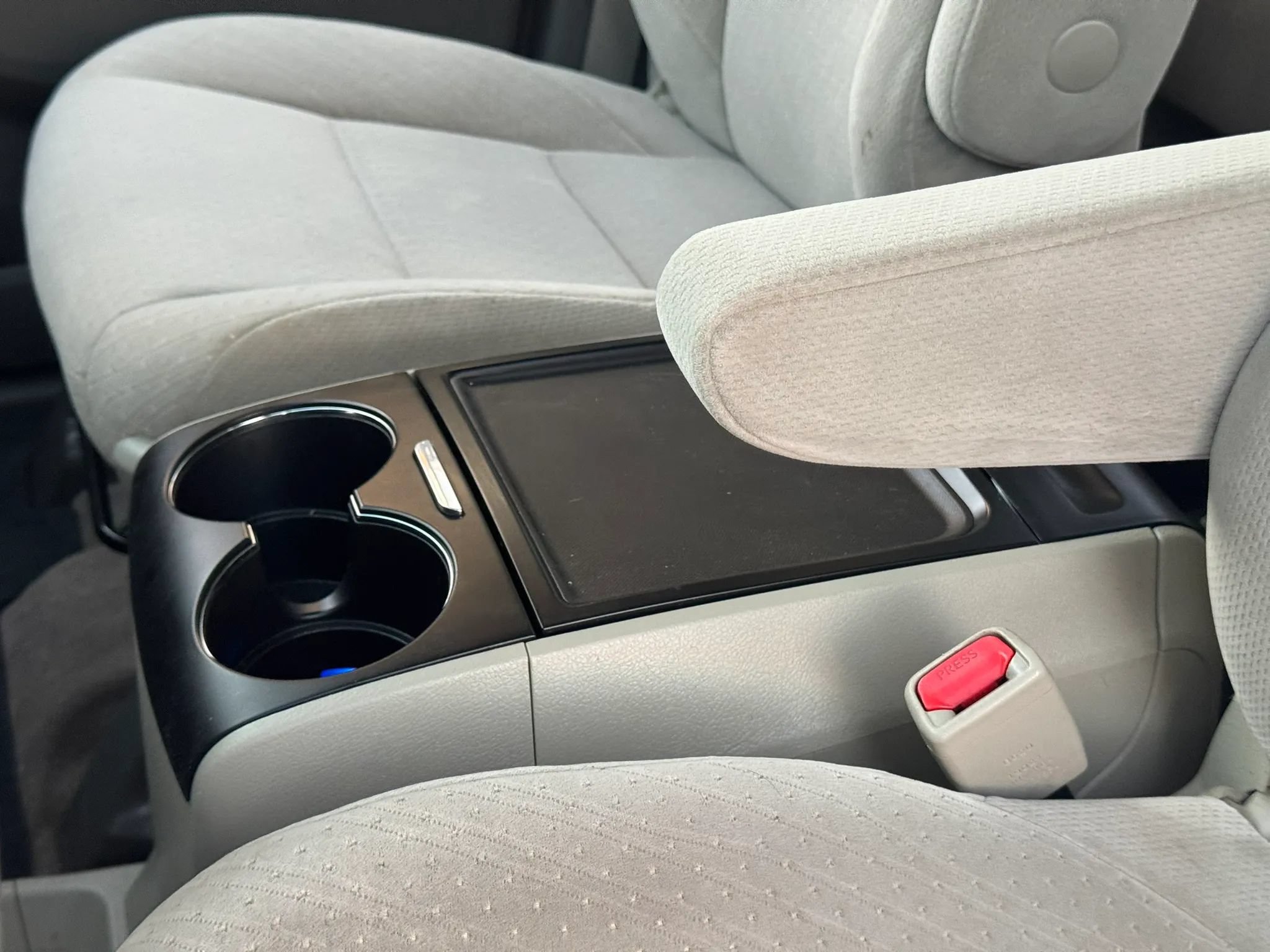 Used 2015 Toyota Sienna LE FWD image 16
