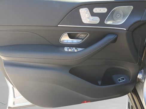 Certified 2026 Mercedes-Benz GLS 450 4MATIC image 16