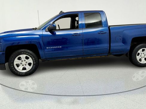 Used 2018 Chevrolet Silverado 1500 LT w/ All Star Edition AWD/4WD image 2