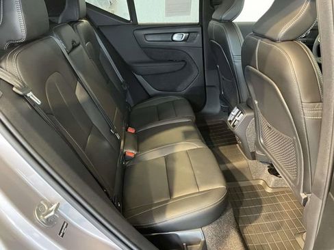 Used 2026 Volvo XC40 B5 Core w/ Climate Package image 20