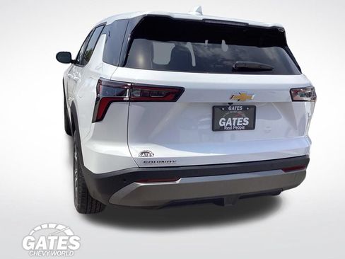 Used 2026 Chevrolet Equinox LT FWD image 7