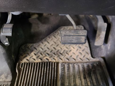 Used 2013 GMC Sierra 2500 SLE w/ SLE Preferred Package image 32