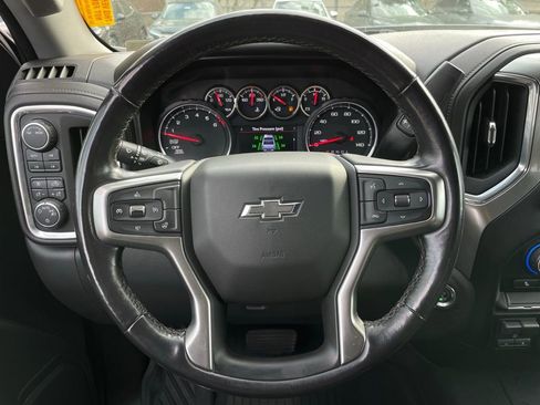 Used 2021 Chevrolet Silverado 1500 RST image 14