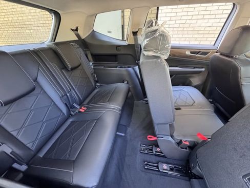 New 2026 Volkswagen Atlas SE image 18