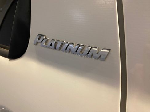 Used 2014 Toyota Sequoia Platinum AWD/4WD image 14