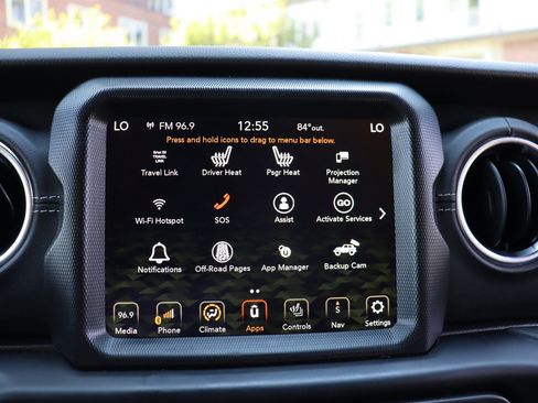 Used 2021 Jeep Wrangler Unlimited Sahara w/ Cold Weather Group AWD/4WD image 27