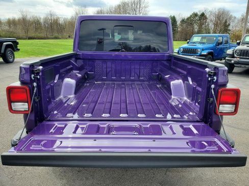 New 2026 Jeep Gladiator Sport image 21