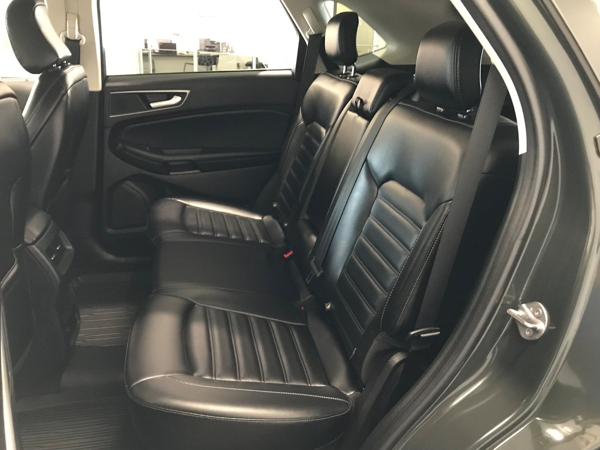 Used 2024 Ford Edge SEL w/ Convenience Package AWD/4WD image 9