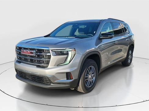 Used 2025 GMC Acadia Elevation image 2