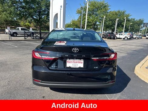 Used 2025 Toyota Camry LE FWD image 7