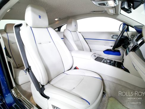 Used 2019 Rolls-Royce Wraith image 22