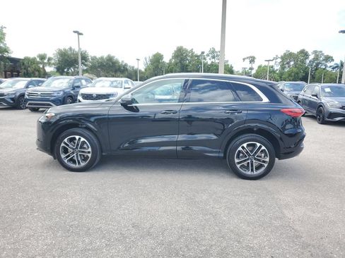 Certified 2025 Audi Q5 Premium w/ Convenience Package AWD/4WD image 8