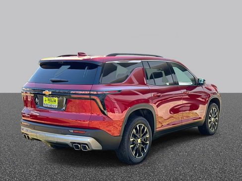 New 2026 Chevrolet Traverse LT w/ Sun and Wheel Package image 4
