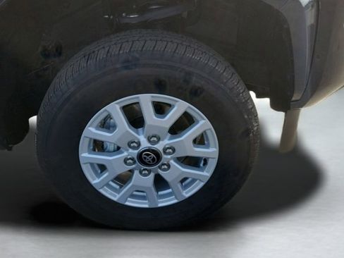 Used 2024 Toyota Tacoma SR5 image 10