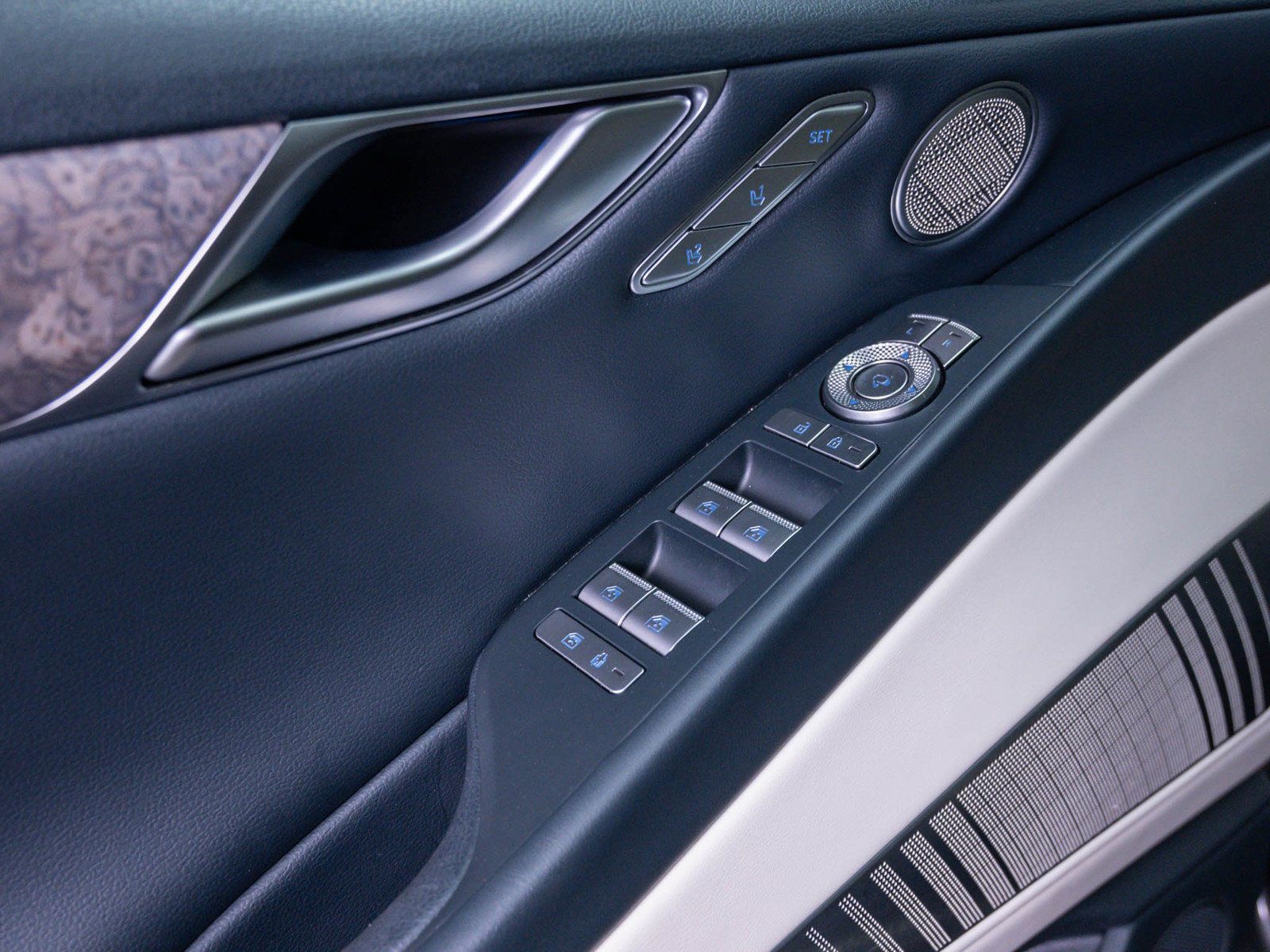 Used 2023 Genesis Electrified G80 AWD/4WD image 17