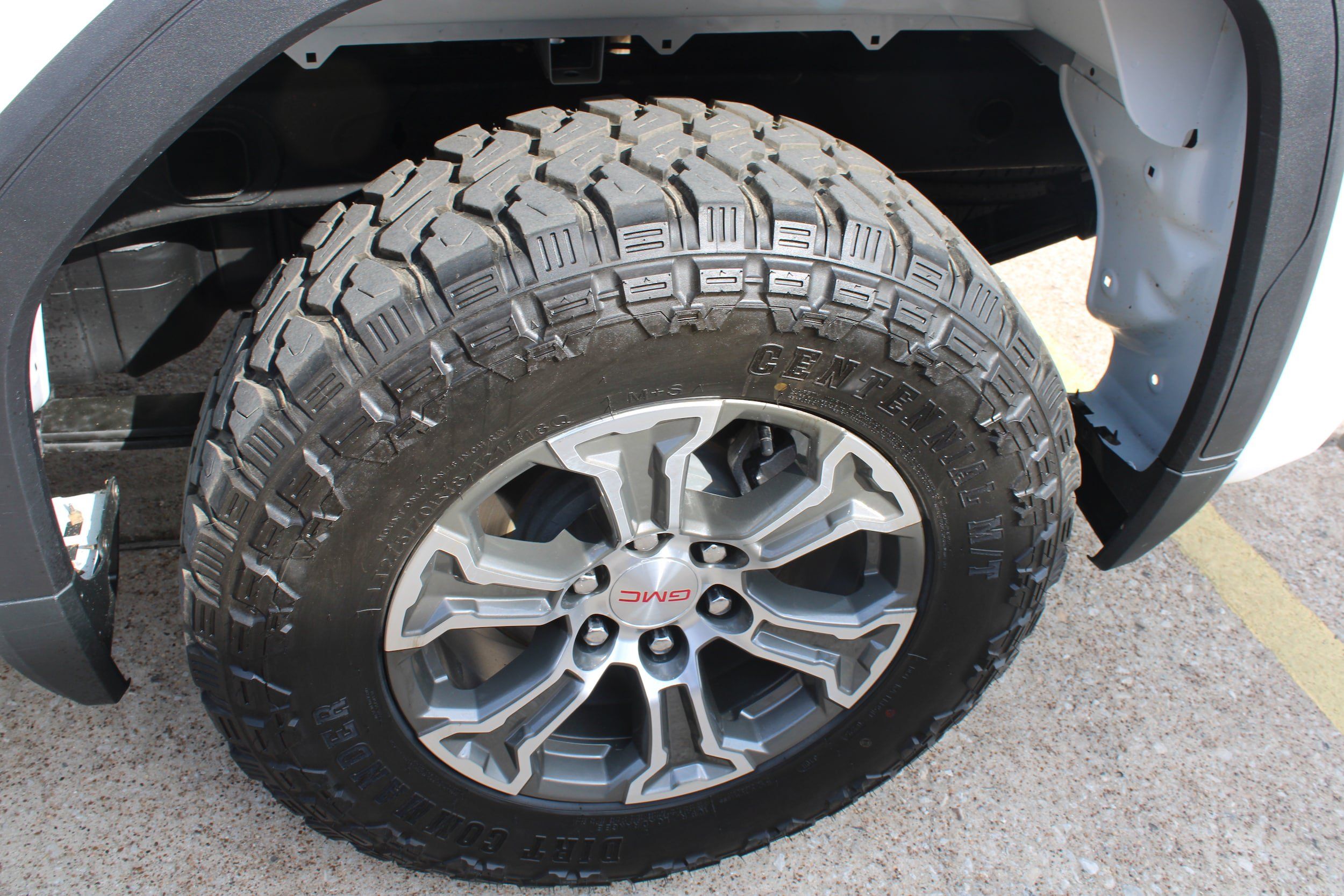Used 2024 GMC Sierra 1500 Pro w/ Pro Value Package AWD/4WD image 12