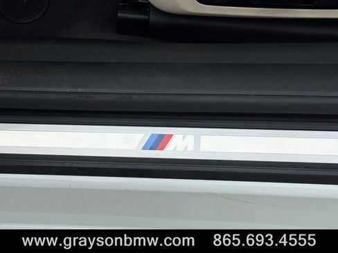 Used 2021 BMW M440i Convertible w/ Premium Package RWD image 13