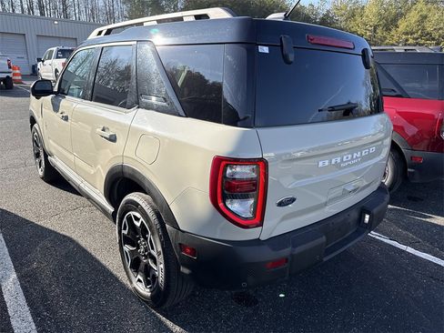 Used 2025 Ford Bronco Sport Outer Banks w/ Outer Banks Tech Package+ image 17