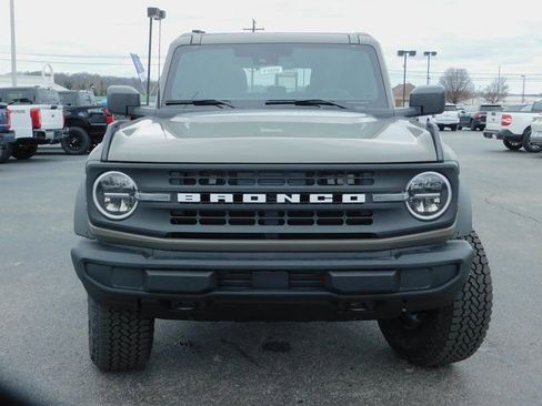New 2025 Ford Bronco 4-Door image 3