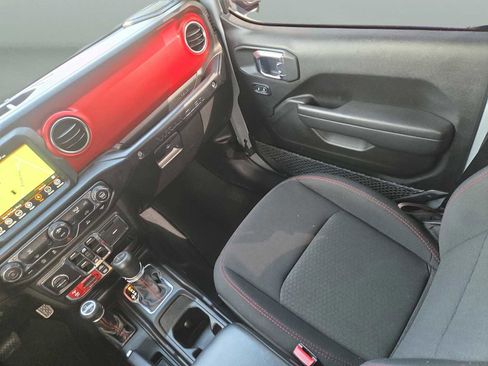 Used 2023 Jeep Wrangler Unlimited Rubicon image 15