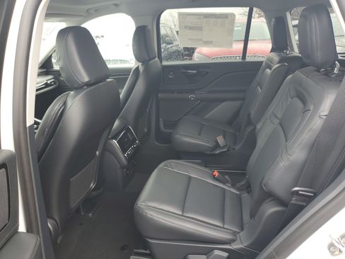 New 2026 Lincoln Aviator Reserve w/ Jet Appearance Package image 23
