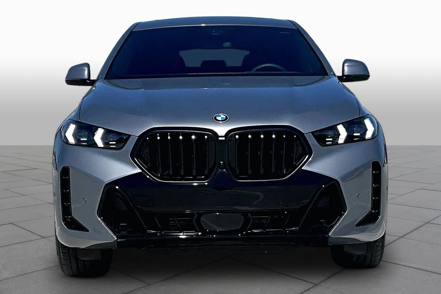 Used 2026 BMW X6 xDrive40i w/ Executive Package AWD/4WD image 3