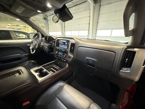 Used 2018 GMC Sierra 1500 SLT image 28