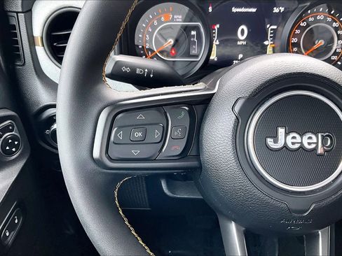 Used 2024 Jeep Wrangler Sport S image 24