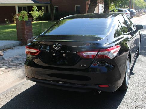 Used 2018 Toyota Camry XLE FWD image 47