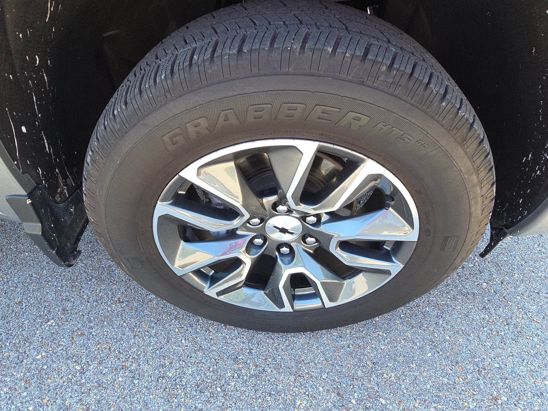 Used 2023 Chevrolet Silverado 1500 RST AWD/4WD image 11