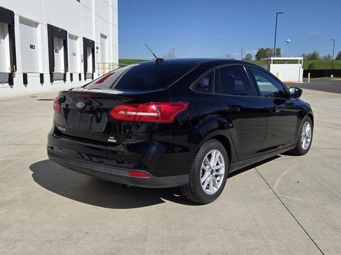 Used 2018 Ford Focus SE image 5