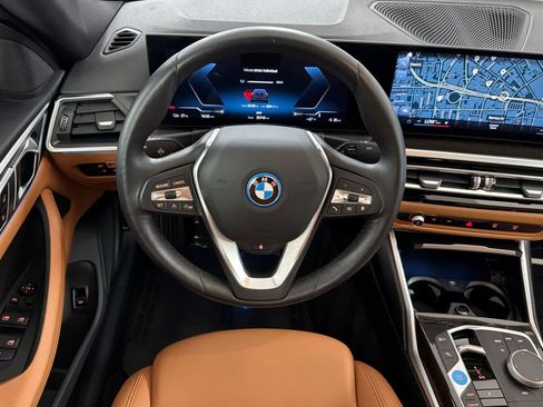 Used 2023 BMW i4 eDrive35 w/ Premium Package RWD image 14