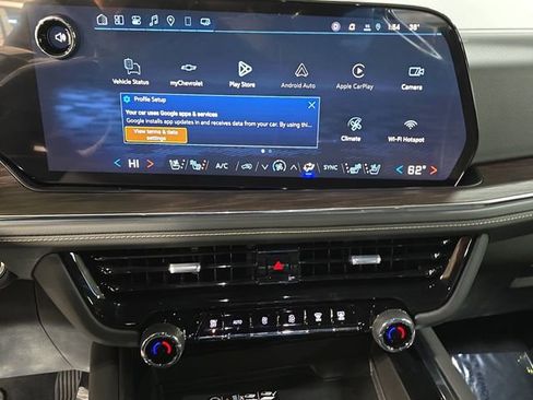 New 2025 Chevrolet Suburban Premier w/ Sun And Tow Package image 22