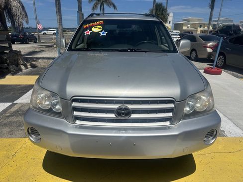 Used 2003 Toyota Highlander 4WD V6 image 3
