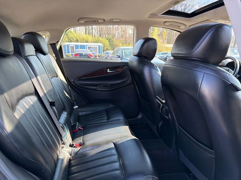 Used 2017 INFINITI QX50 AWD w/ Premium Plus Package image 19