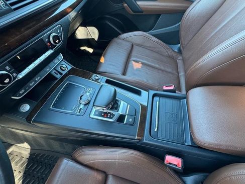 Used 2019 Audi Q5 2.0T Premium Plus w/ Premium Plus Package image 13