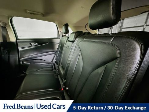 Used 2022 Lincoln Nautilus AWD w/ Premium Package image 26